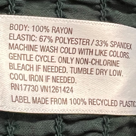 Wild fable Dark green smocked ruffle skirt - Picture 4 of 4